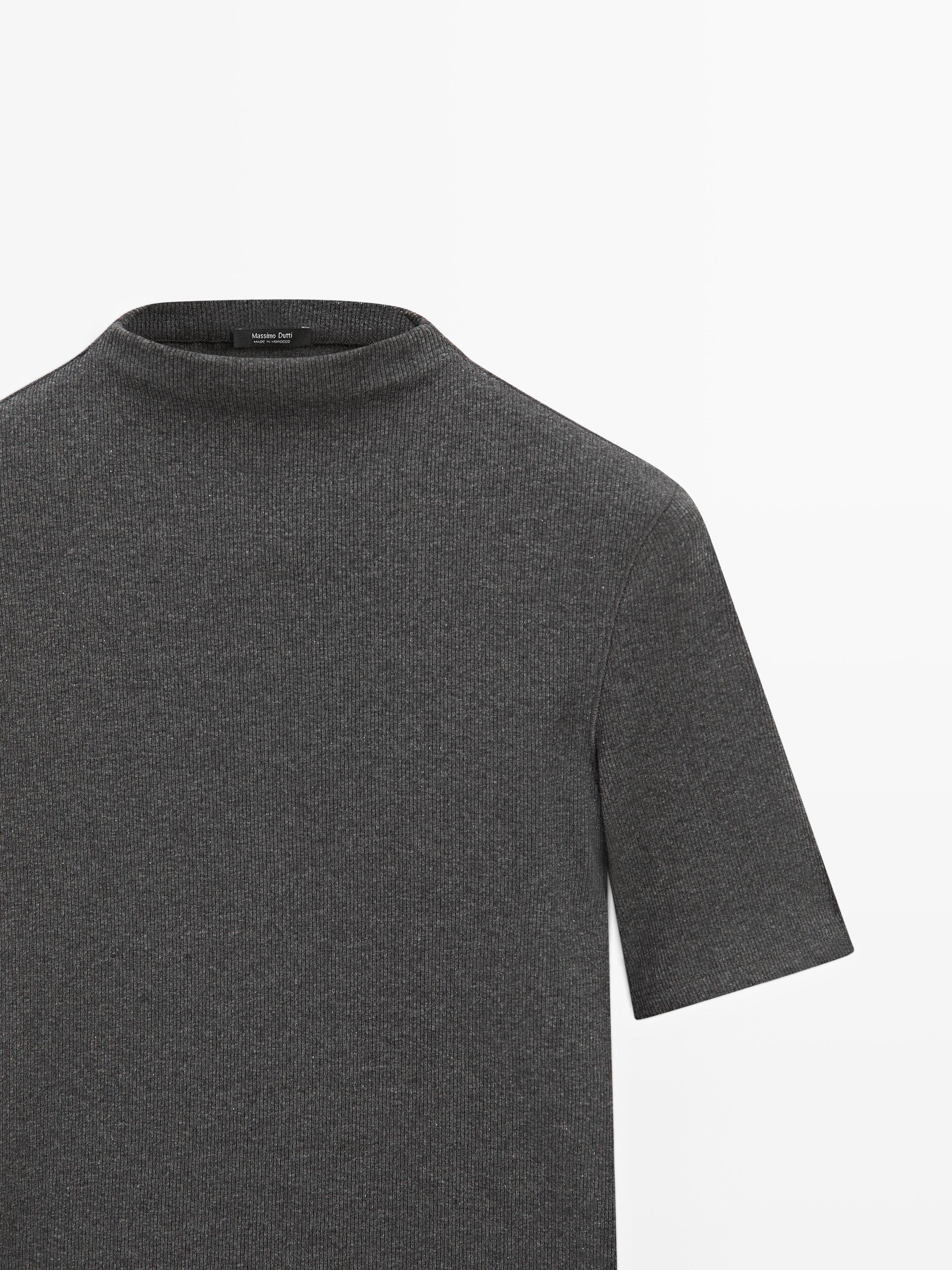 Short sleeve cotton blend T-shirt