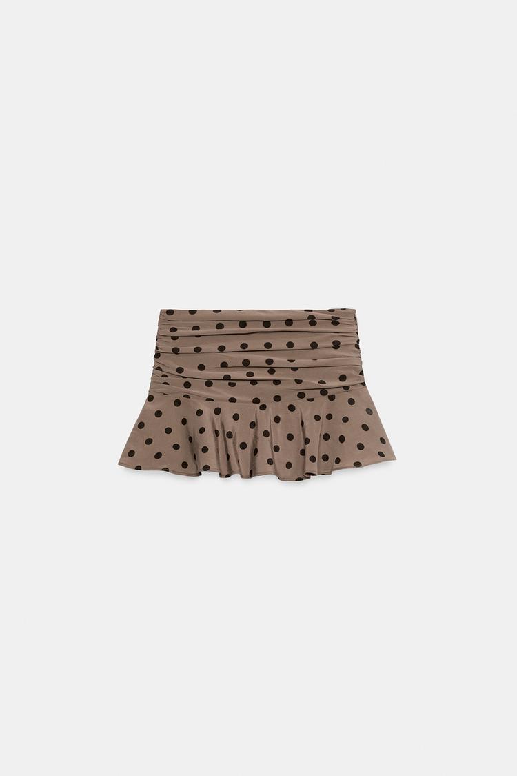 Falda pantalón fruncida con lunares y vuelo 6