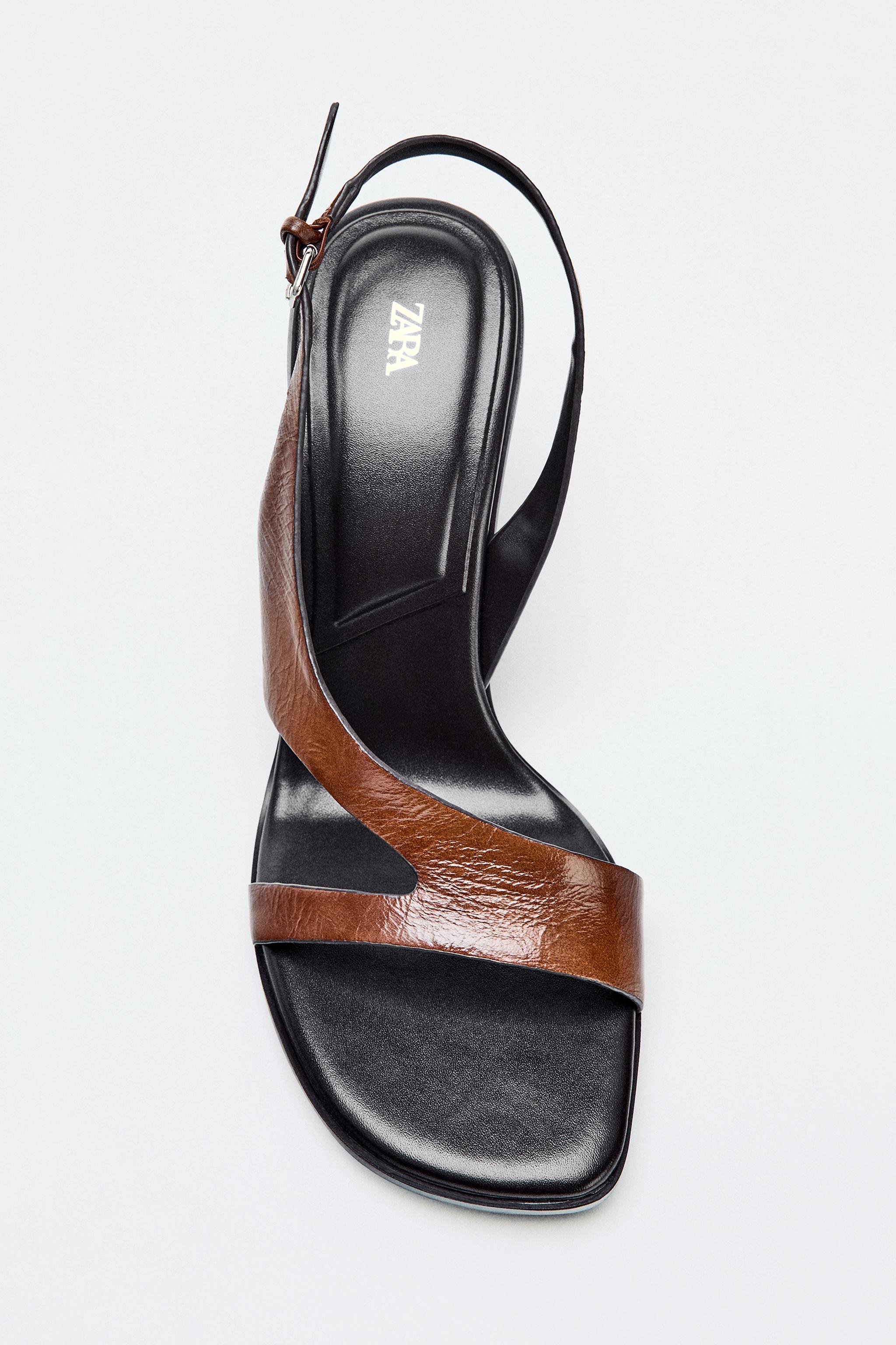 LEATHER HEELED SANDALS