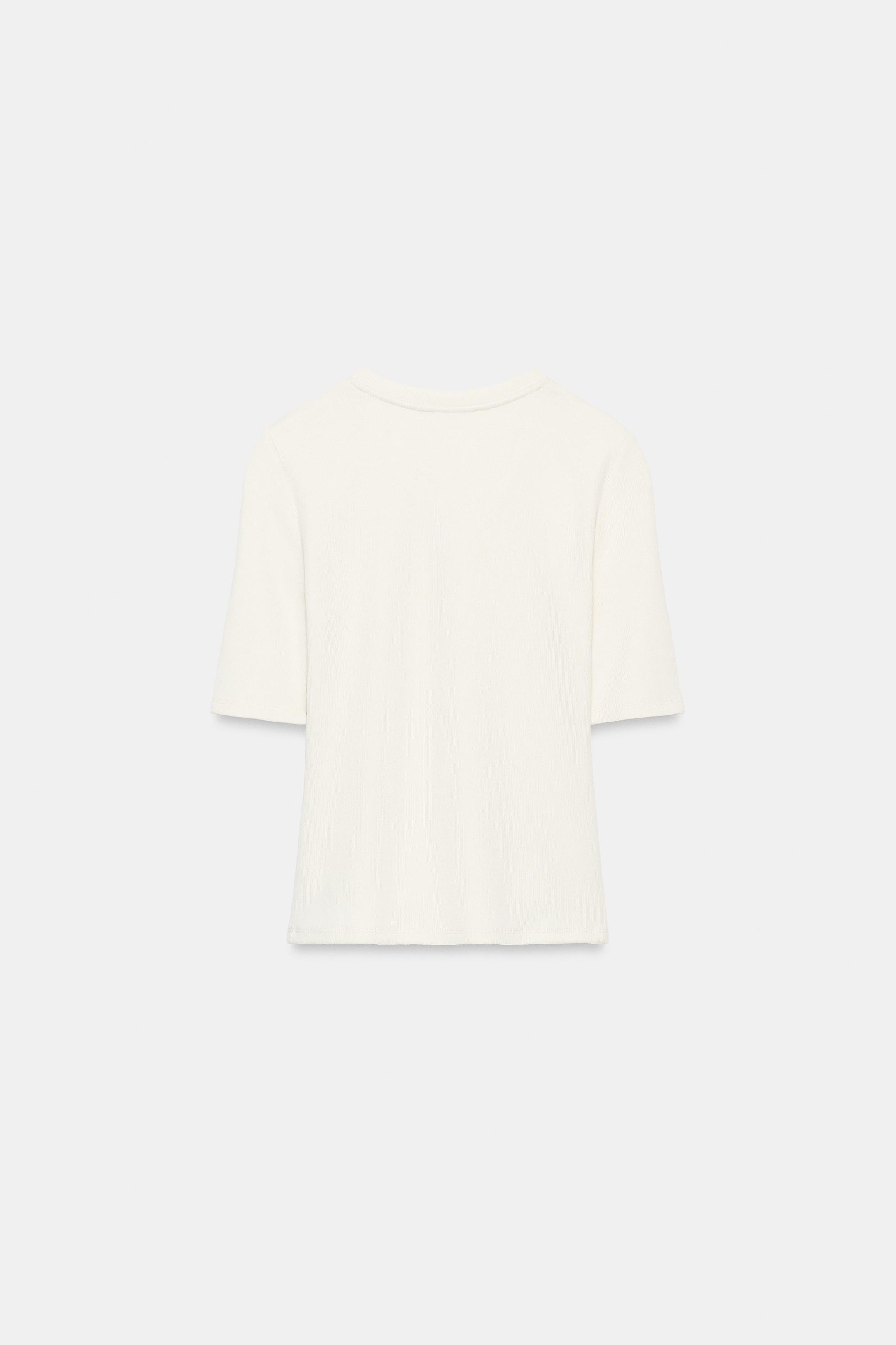 V-NECK POCKET T-SHIRT