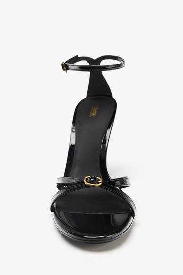SANDALES À TALONS HAUTS ET BOUCLE - Noir de Zara - Image 3