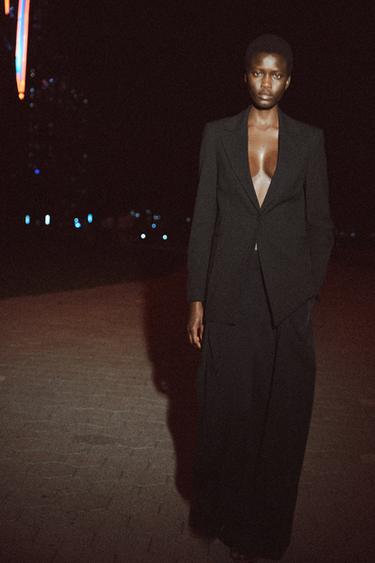 ПРИТАЛЕННЫЙ БЛЕЙЗЕР ИЗ СМЕСОВОЙ ШЕРСТИ — ZW COLLECTION LIMITED EDITION — ЧЕРНЫЙ от Zara