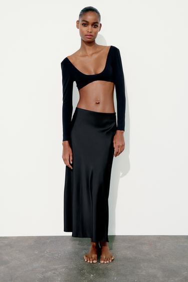 FALDA MIDI SATINADA - Negro de Zara