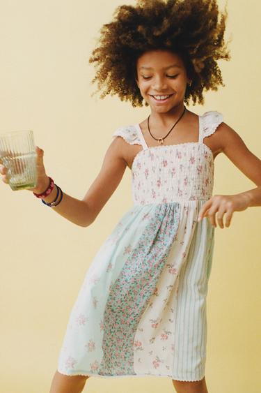 VESTIDO PATCHWORK PUNTILLA FLORES - Verde agua de Zara