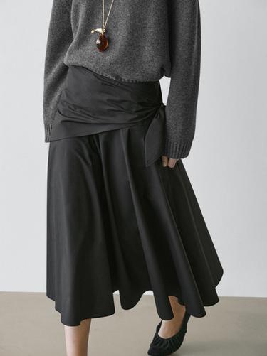 Jupe midi avec foulard - Noir de Zara