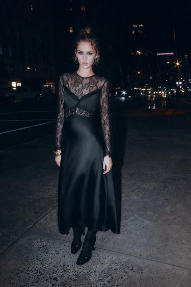 LONG DRESS WITH COMBINED LACE - Black by Zara