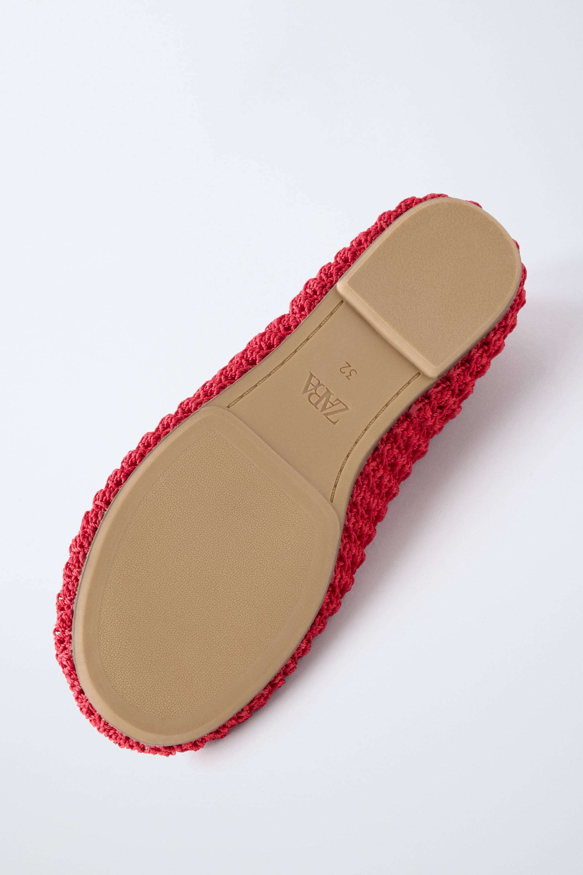 CROCHET BALLET FLATS