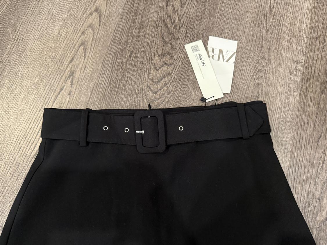 BELTED MINI SKIRT - Image 4