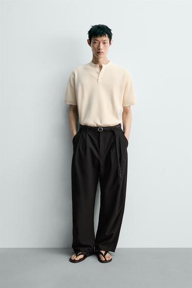 プリーツ入りフルイドパンツブラックZaraのプリーツ入りフルイドパンツ - ブラック 