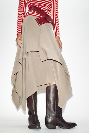 BOTTES EN CUIR À EFFET USÉ - Marron de Zara - Image 1