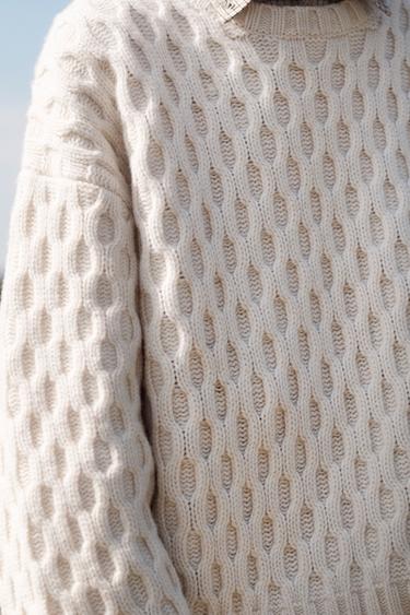 PULL EN JACQUARD GÉOMÉTRIQUE ÉDITION LIMITÉE - Crème de Zara - Image 4