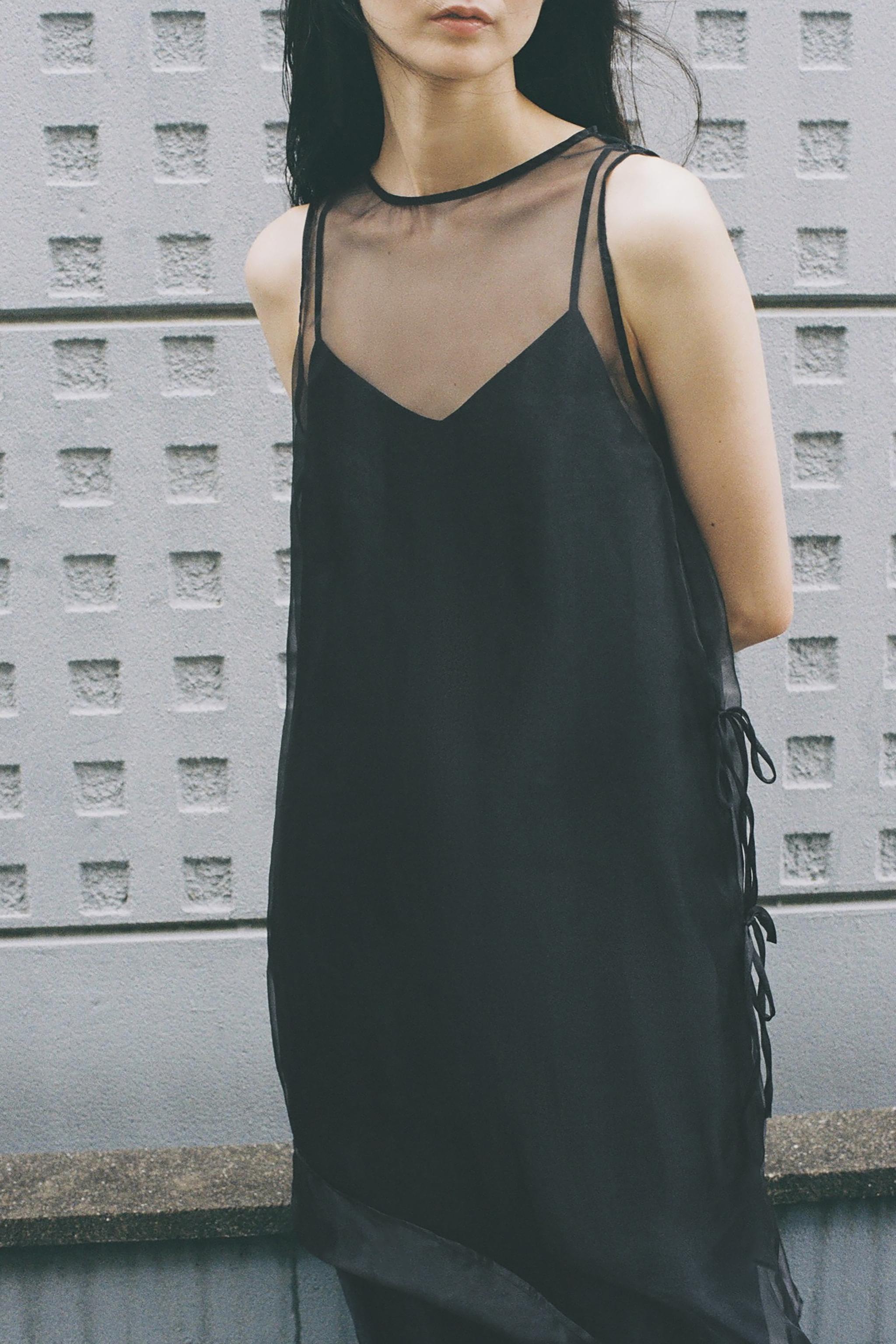 リボン付きオーガンザワンピース - ブラック | ZARA Japan / 日本