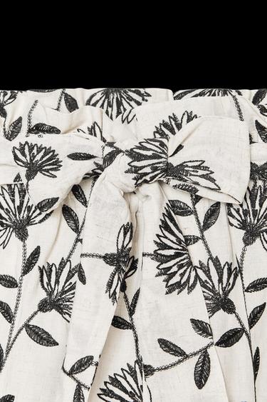PAPERBAG-BERMUDASHORTS MIT STICKEREI - Cremefarben / Schwarz von Zara