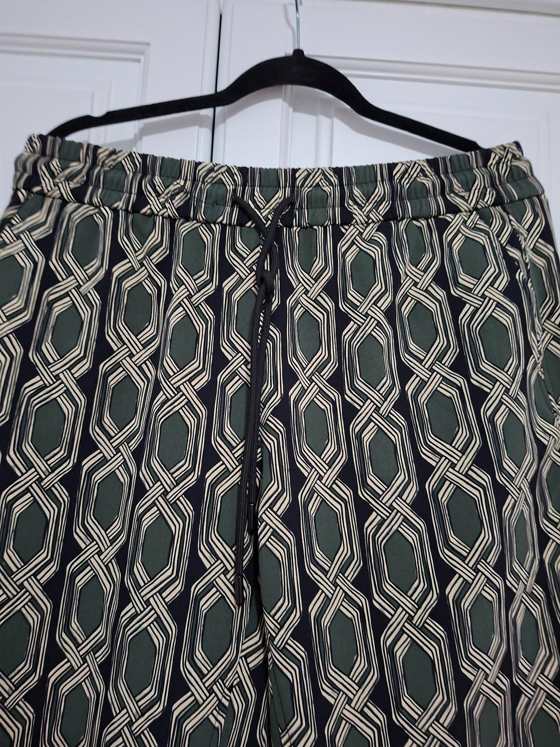 GEOMETRIC PRINT JOGGER TROUSERS - Image 2