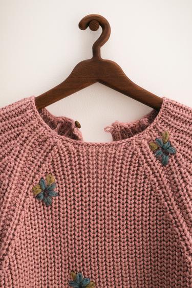 ZARA TIMELESS - PULL EN MAILLE FLEURS BRODÉES - Rose moyen de Zara - Image 2
