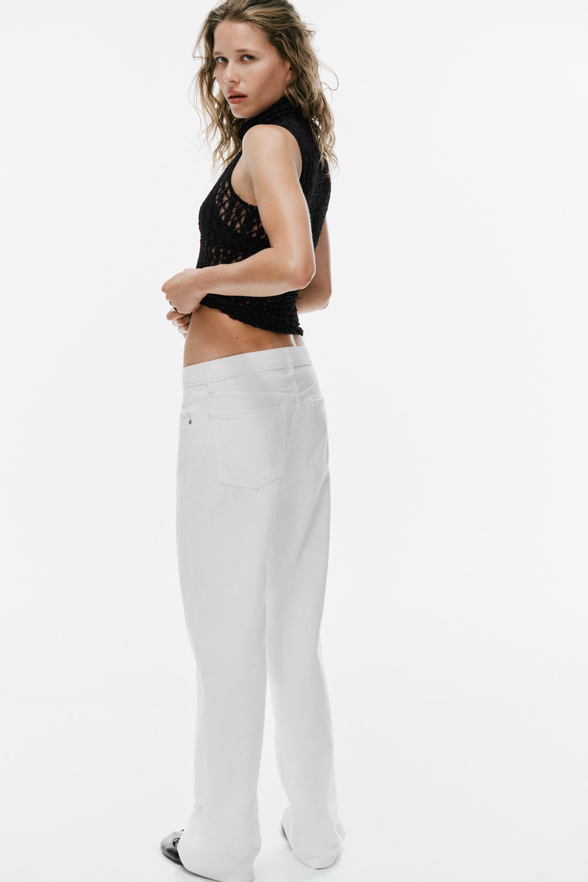 HIGH-NECK LACE TOP