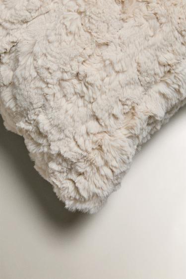 FAUX FUR CUSHION COVER - Ecru by Zara - Image 1