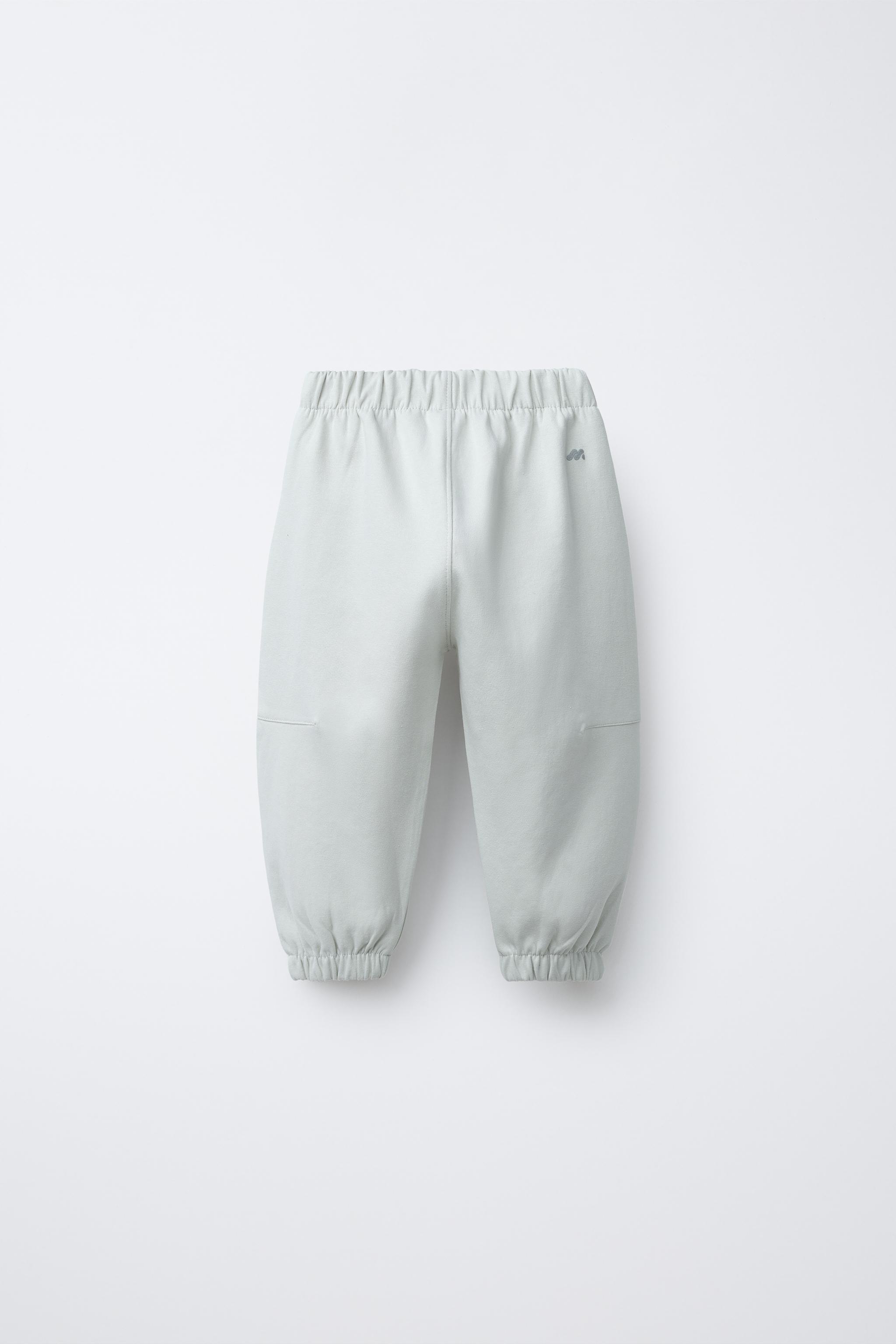 yonkon ♡ クロシェ　knit jogger Trust Zara to Make Knitted Joggers Look This Cool | Who What
