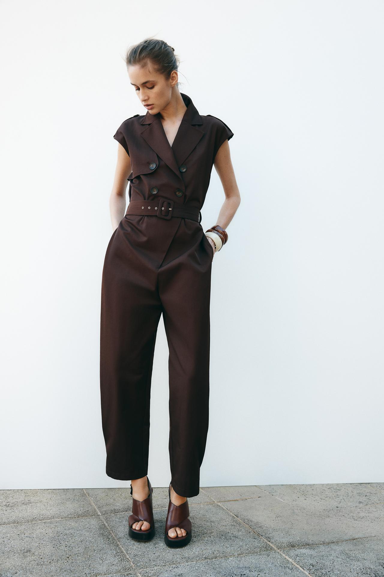 BELTED SLEEVELESS JUMPSUIT