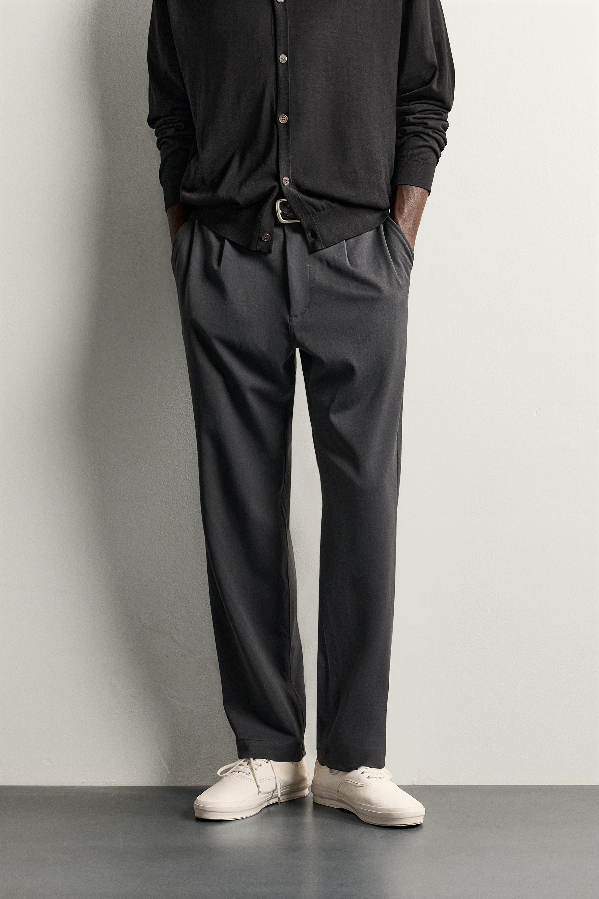 RELAXED FIT PLEATED TROUSERS — Anthracite grey