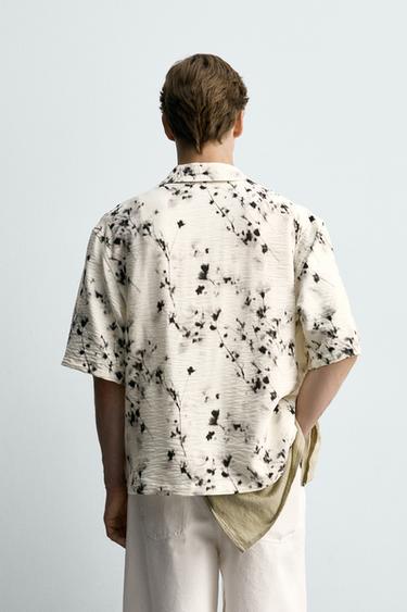 CHEMISE RELAXED FIT À IMPRIMÉ FLEURI - Blanc cassé de Zara - Image 2