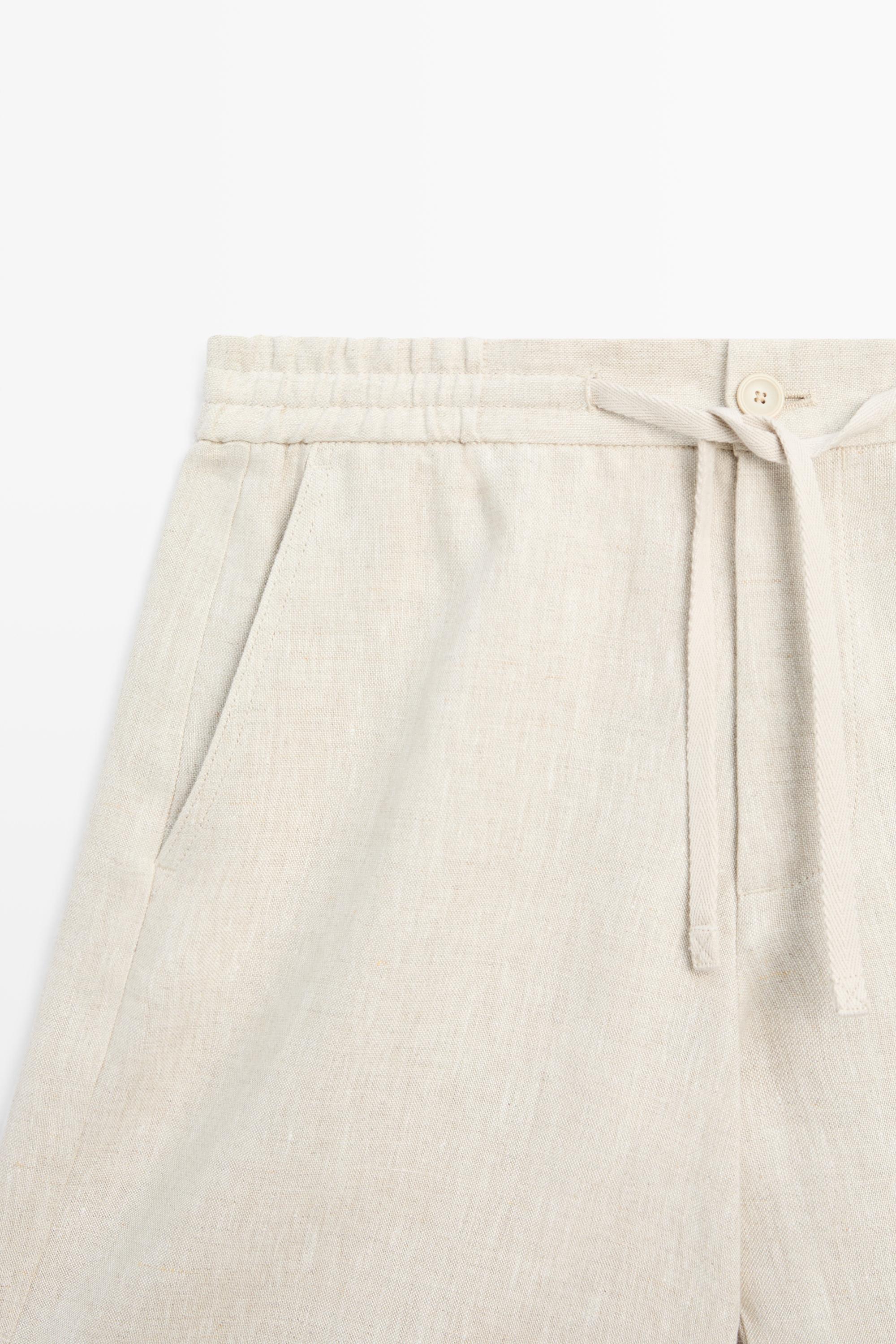 Linen Bermuda shorts with elasticated waistband