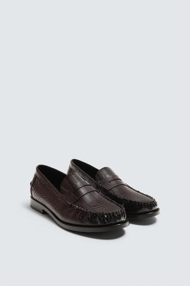 CROCODILE EMBOSSED LOAFER - Brown by Zara