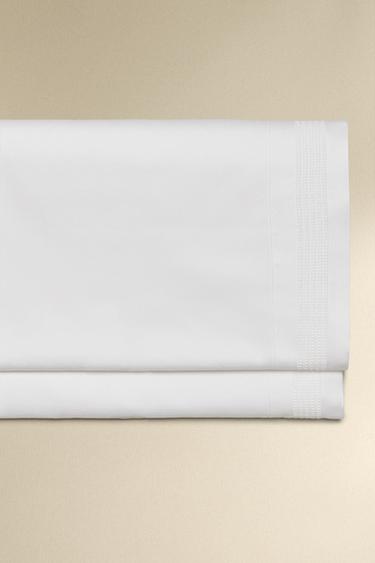 LENÇOL CIMA CETIM COSTURA DECORATIVA - Branco da Zara - Imagem 0