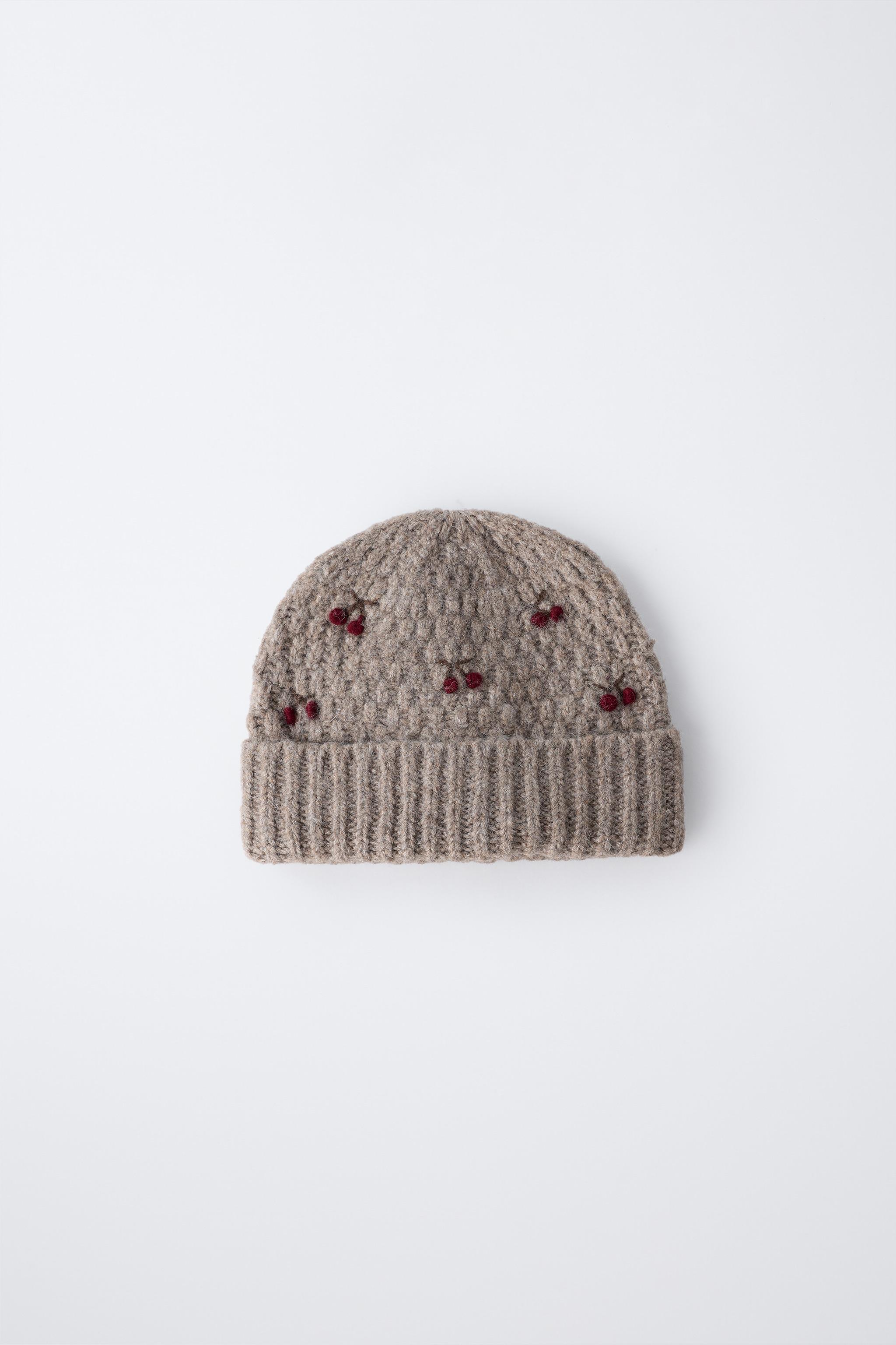 CHERRY KNIT HAT