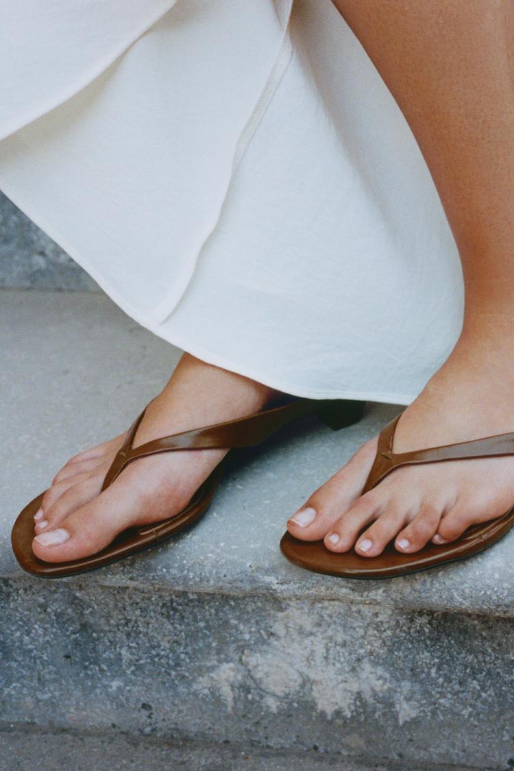 Sandalias de tacón kitten 3