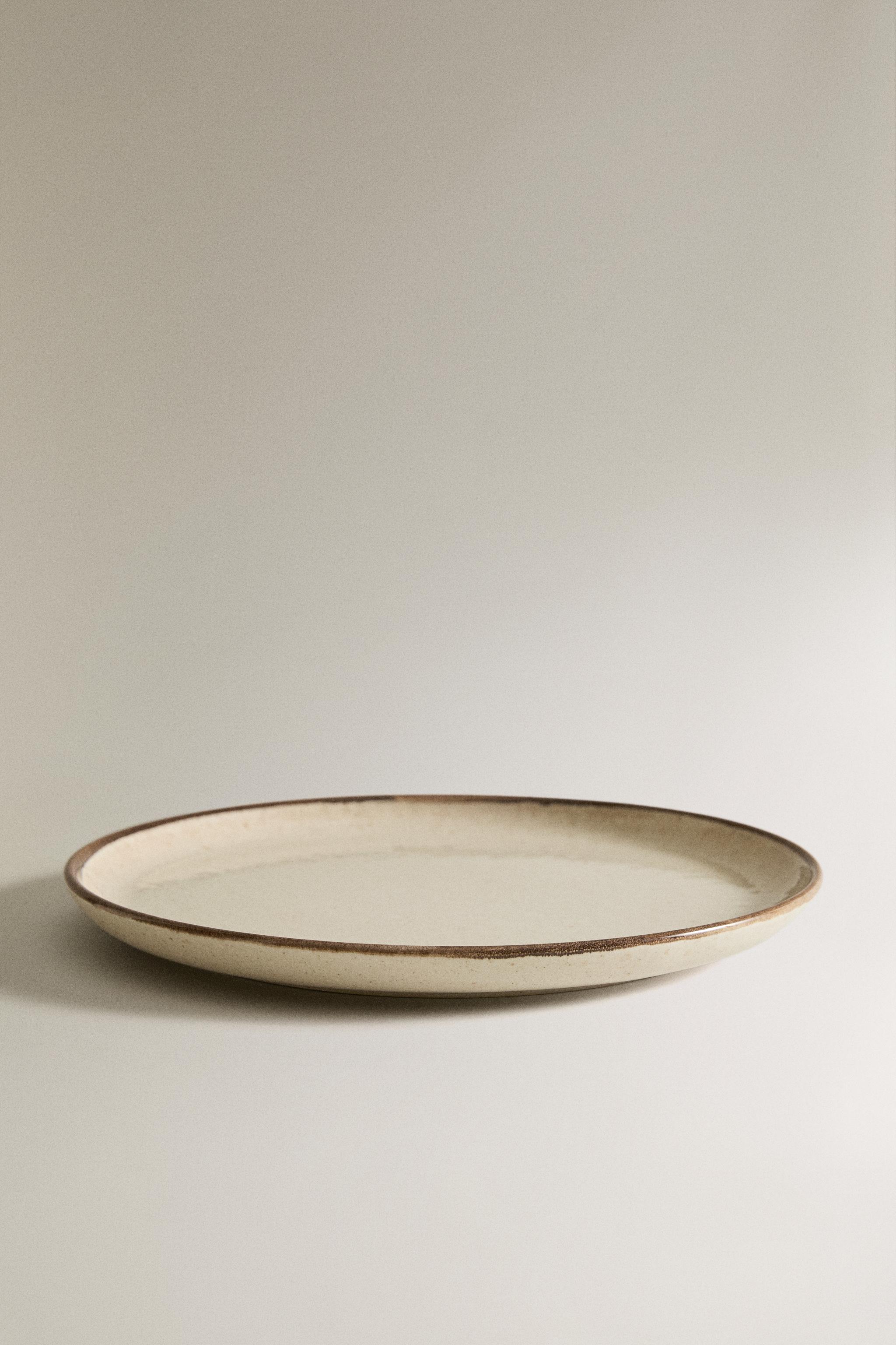 STONEWARE DESSERT PLATE — Light ecru
