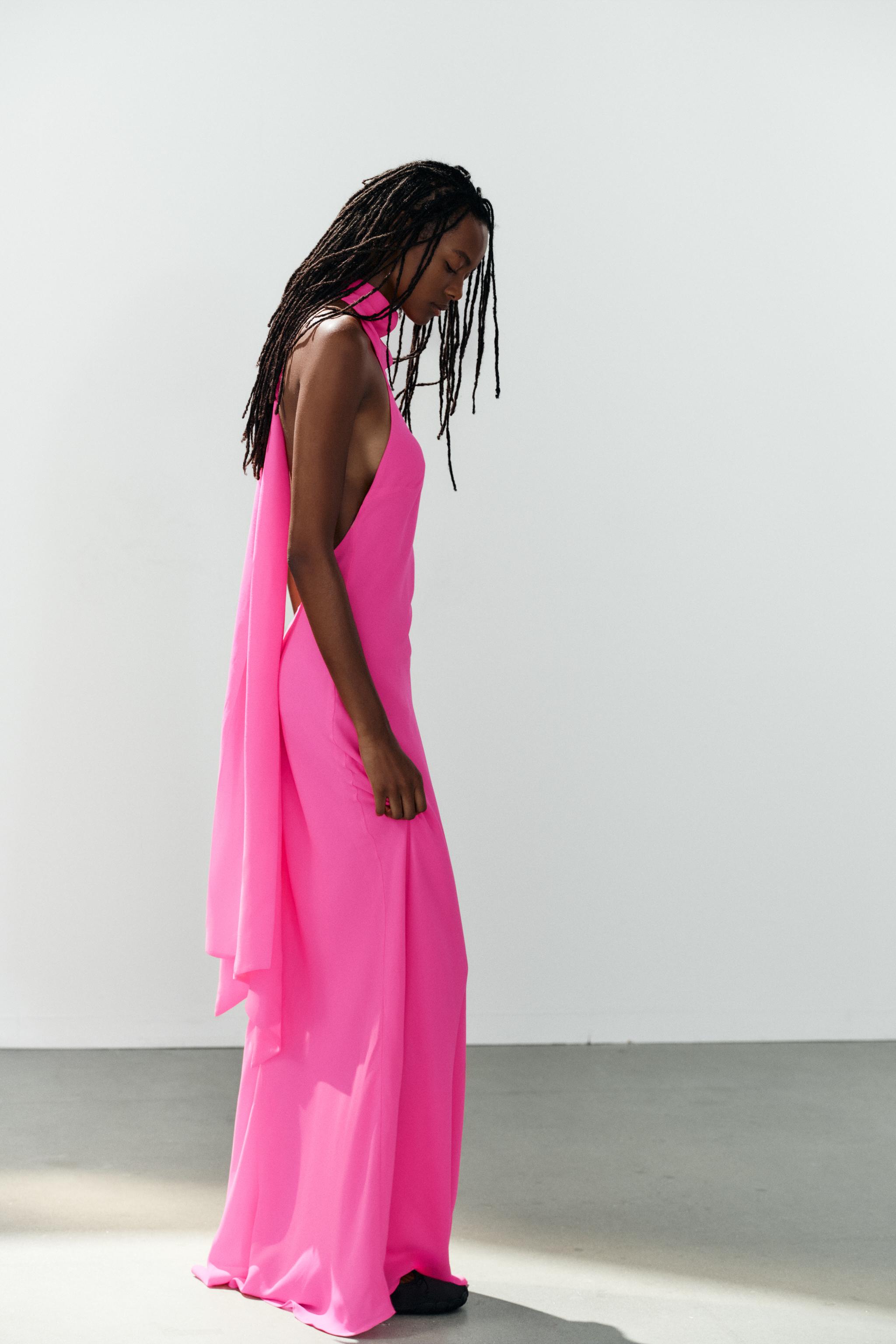 HALTER NECK TIE MAXI DRESS