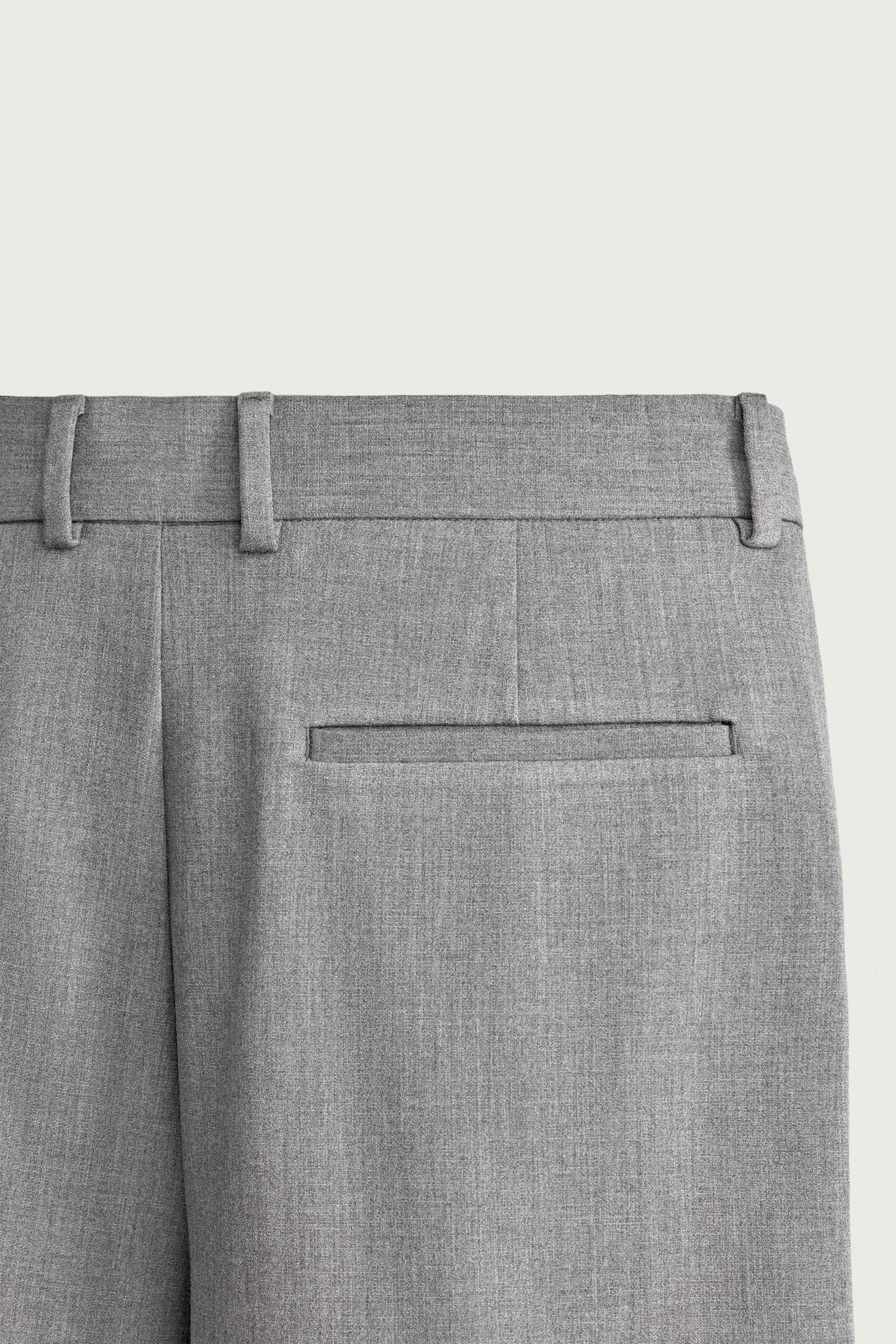 PANTALON COUPE DÉCONTRACTÉE À PLIS