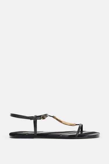 FLAT SANDALS WITH METAL DETAIL - Black by Zara