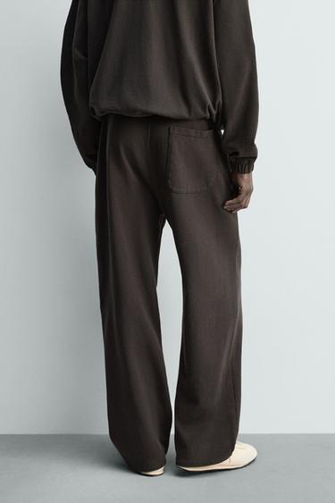 PANTALON DE JOGGING EN MAILLE DÉLAVÉ - Noir / Marron de Zara - Image 2