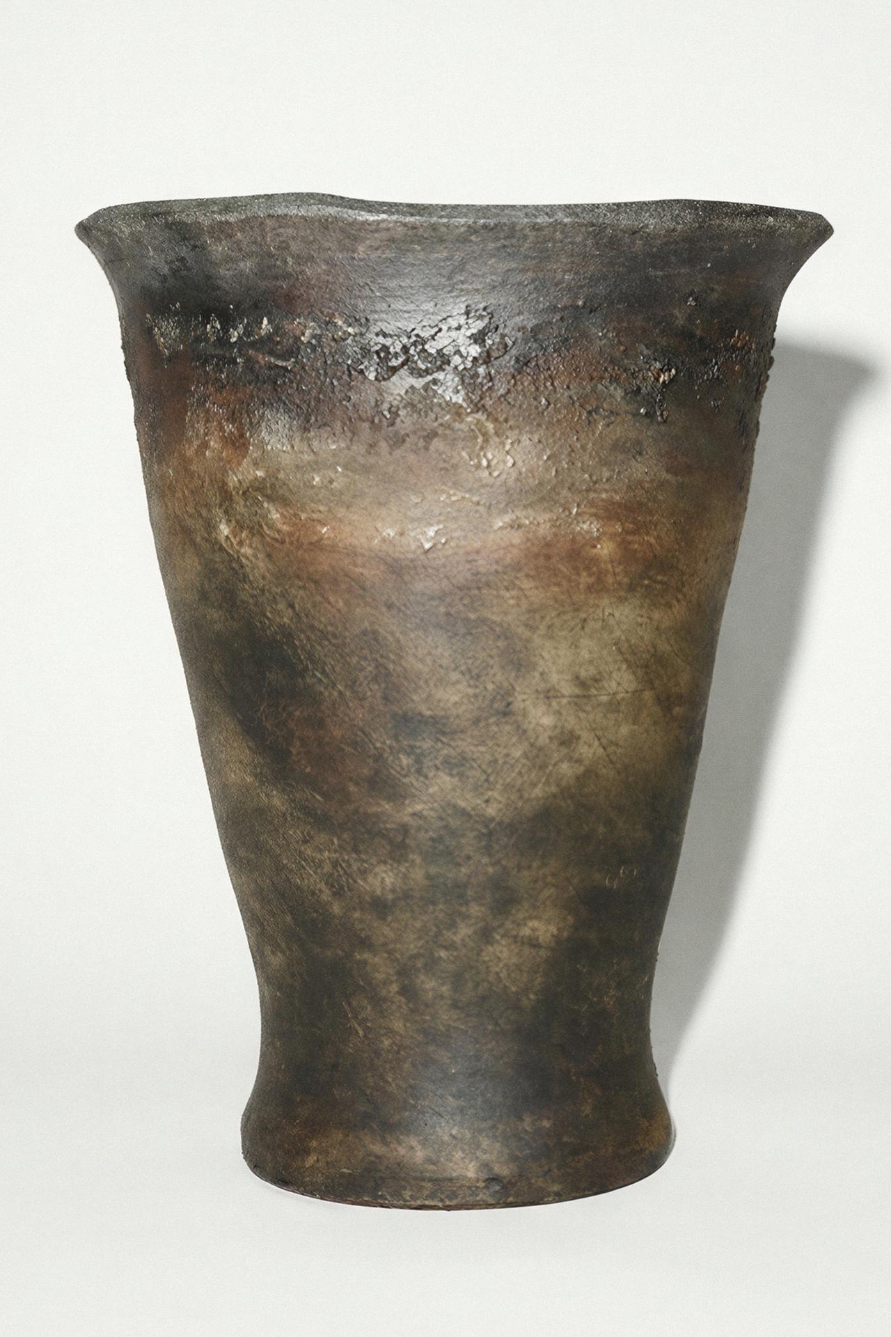 DECORATIVE CERAMIC TEXTURED VASE — Taupe gray