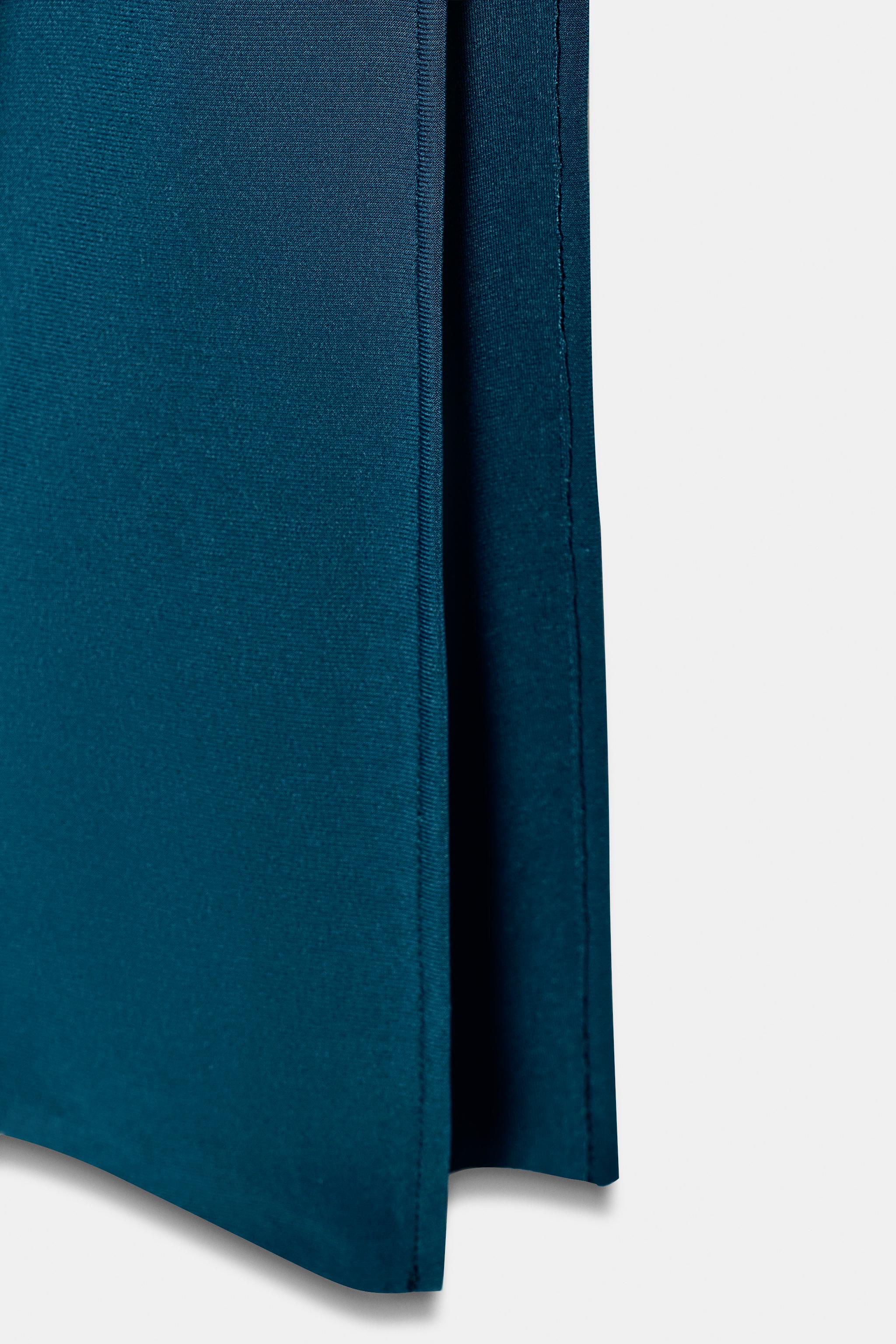 Женские платья Zara ASYMMETRICAL FLOWY DRESS — фото 6