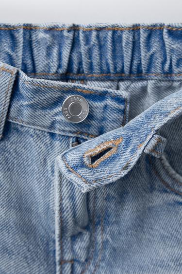 BERMUDA EN DENIM DÉCHIRÉ - Bleu clair de Zara - Image 2