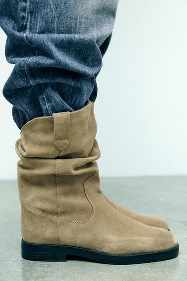 FLAT SUEDE ANKLE BOOTS - Dark tan by Zara