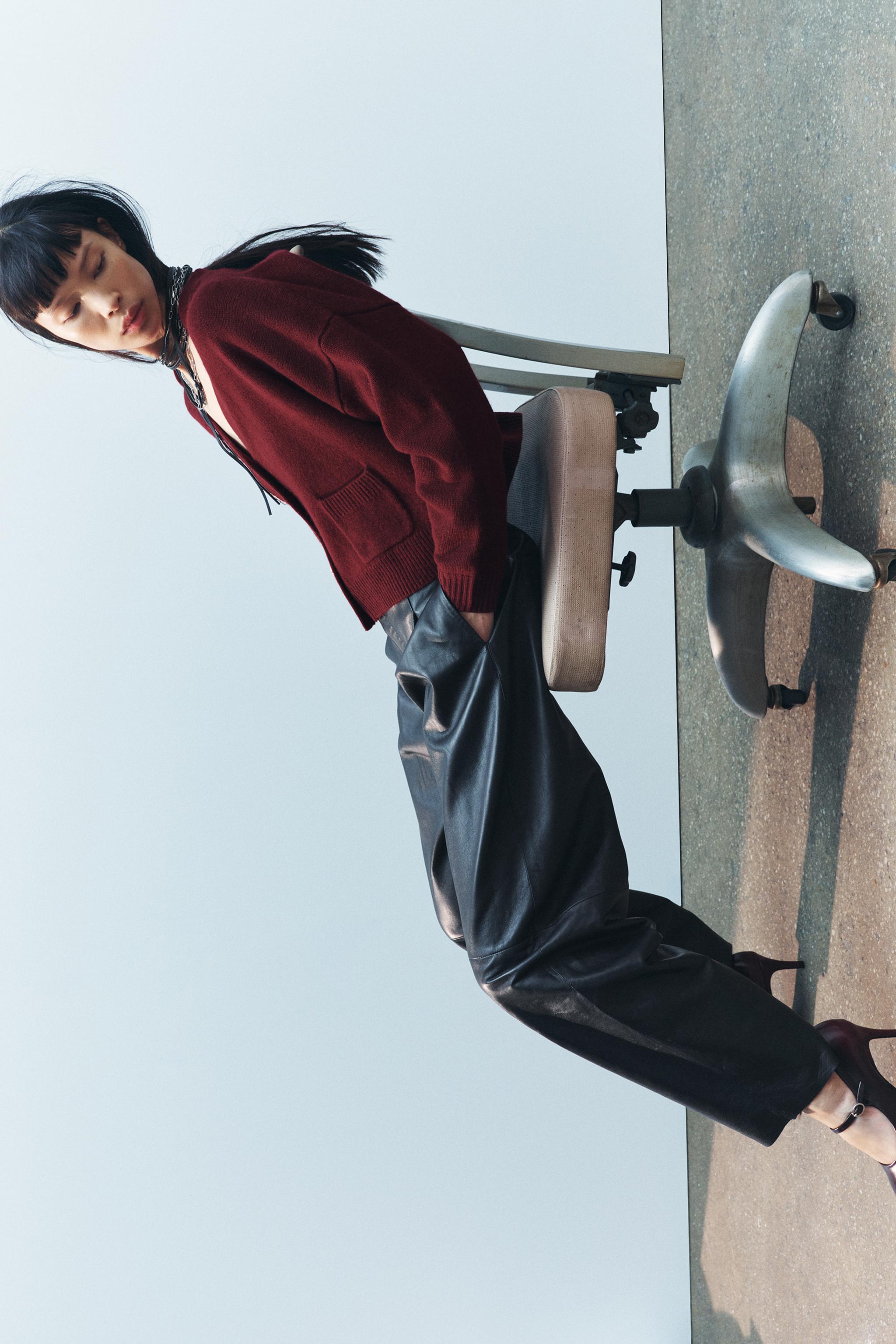 GILET 100% LAINE BOUTON DORÉ