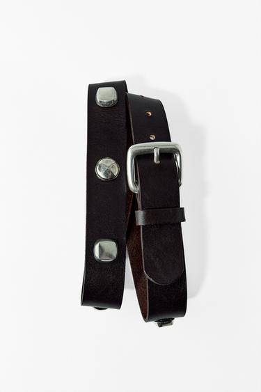 CEINTURE EN CUIR À CLOUS - Marron de Zara