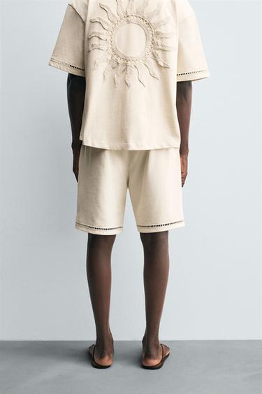 SHORT CONFORT À JOURS - Blanc cassé de Zara - Image 2