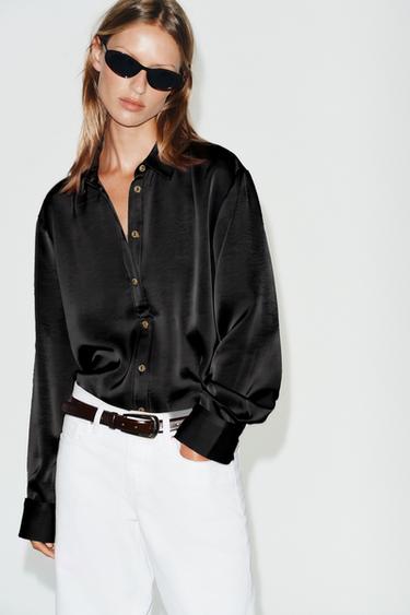 قميص ساتان بأزرار ذهبية - أسود الخاص بـ Zara