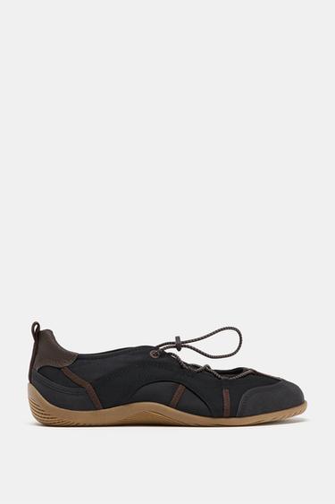 COMBINED SPORTSY FLAT SHOES - Black by Zara