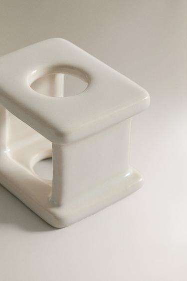PORTE-BROSSE À DENTS CÉRAMIQUE BLANCHE - Écru de Zara - Image 3