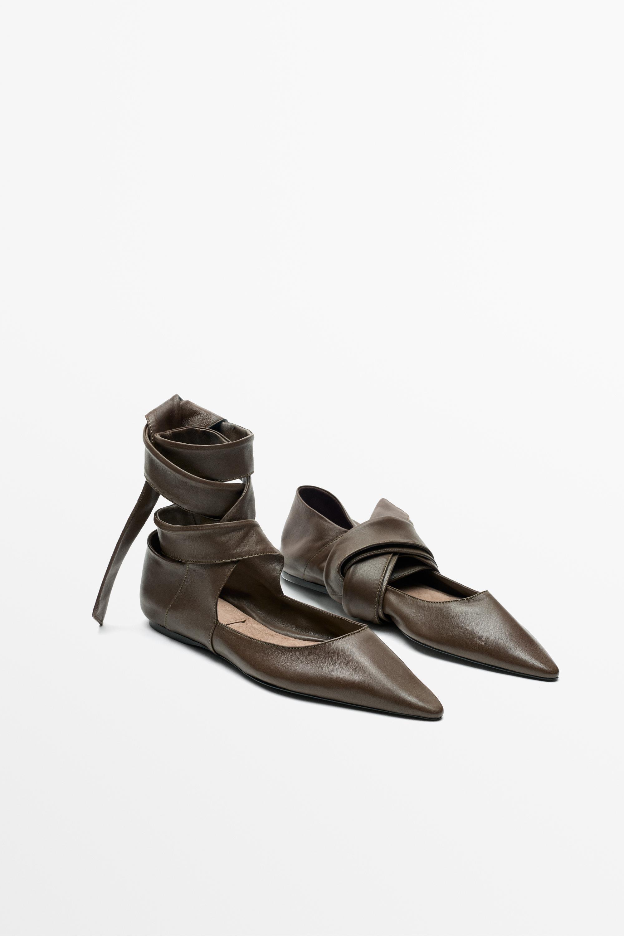 Ballerine en cuir à lacets - LIMITED EDITION