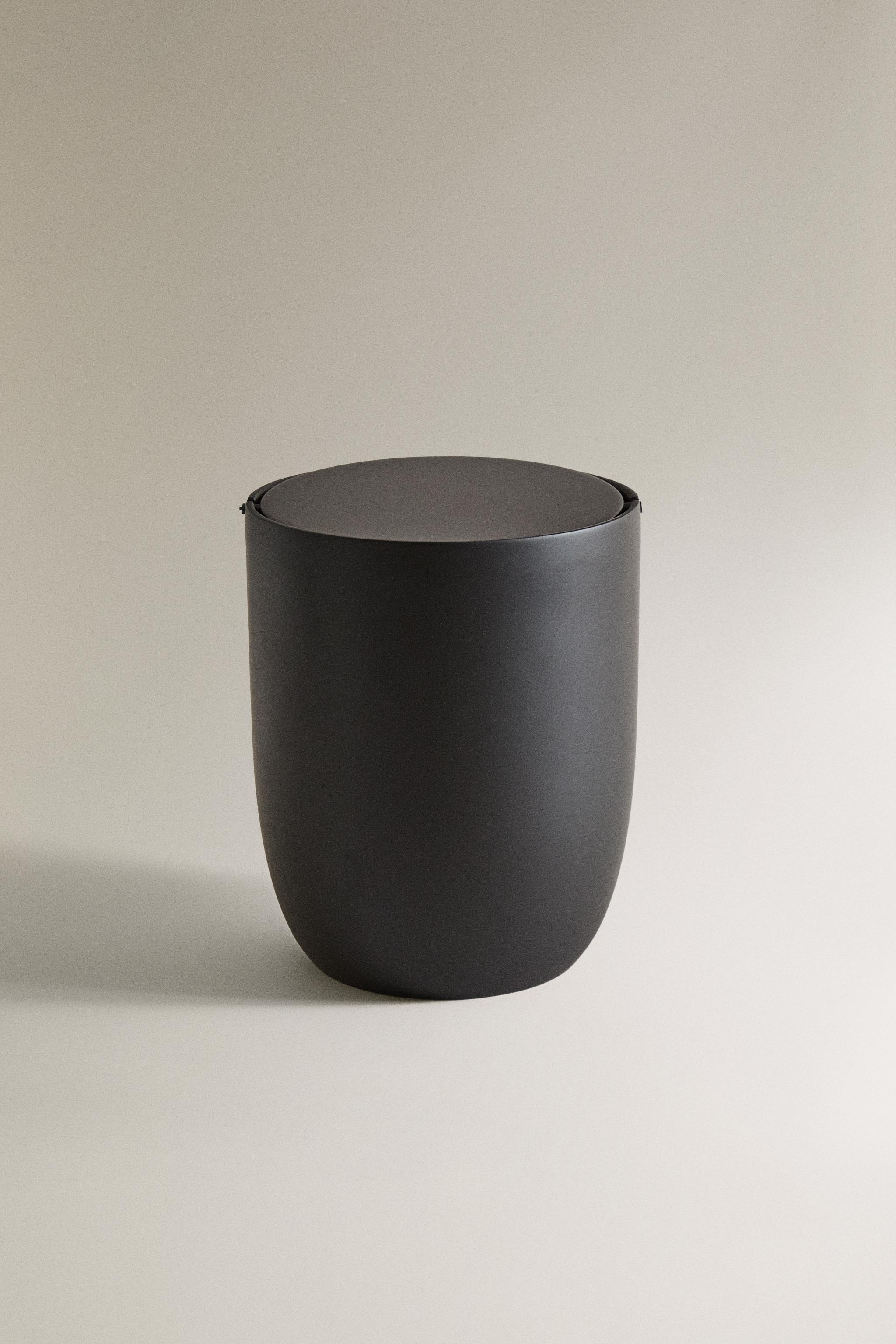 RESIN BATHROOM TRASH CAN