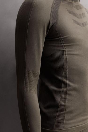 T-SHIRT PREMIÈRE COUCHE SKI - Marron de Zara - Image 4