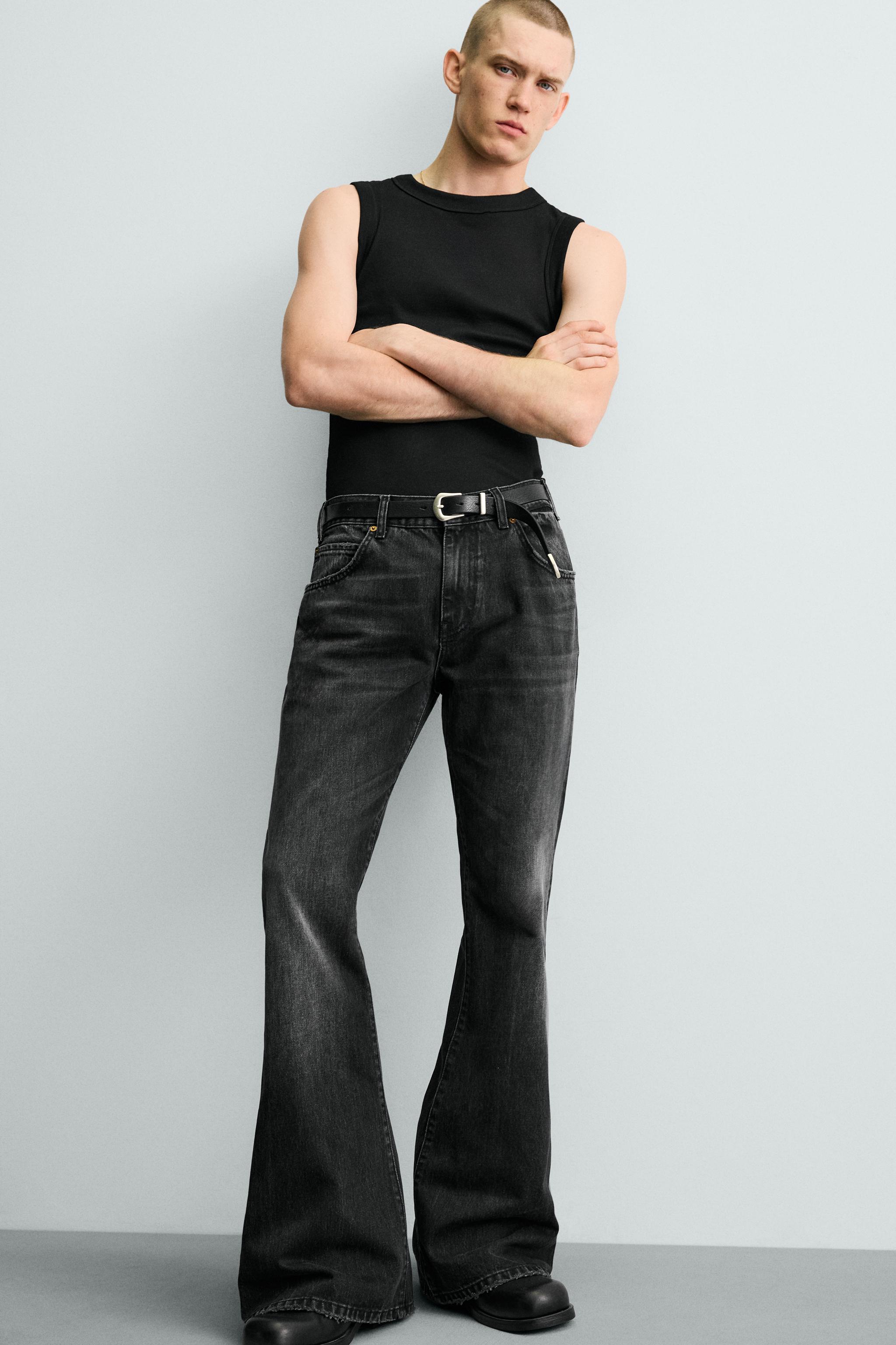 FLARE FIT JEANS