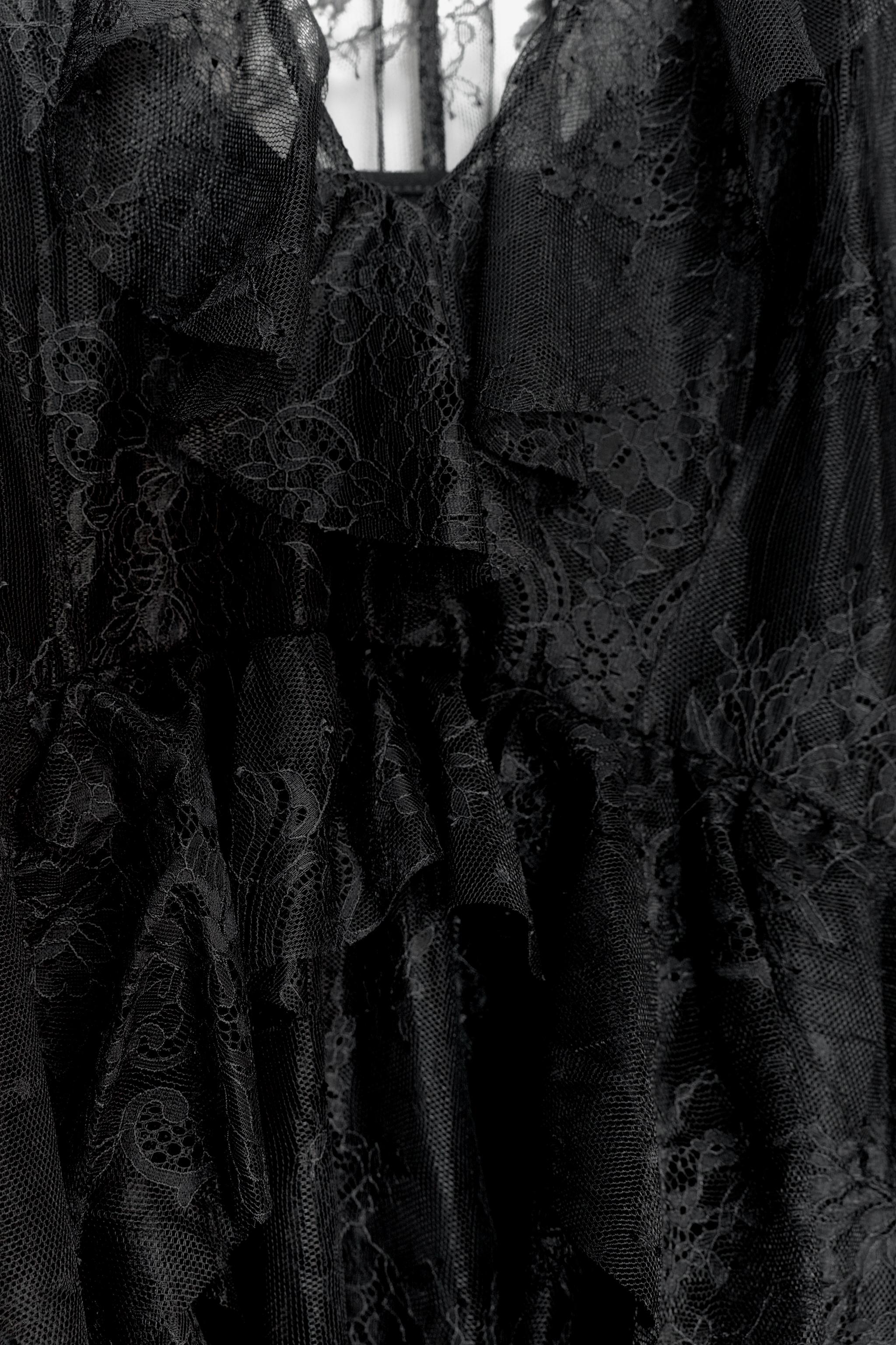 LIMITED EDITION LACE MIDI DRESS